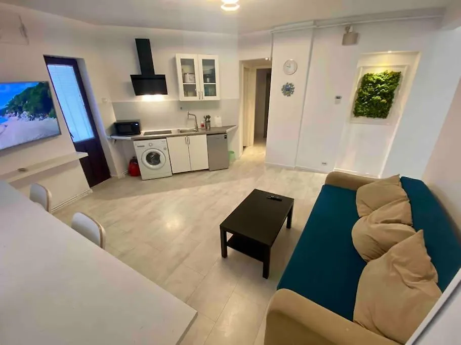 Heart Of The City Chic 2-Bedroom Apartment Bukurešť