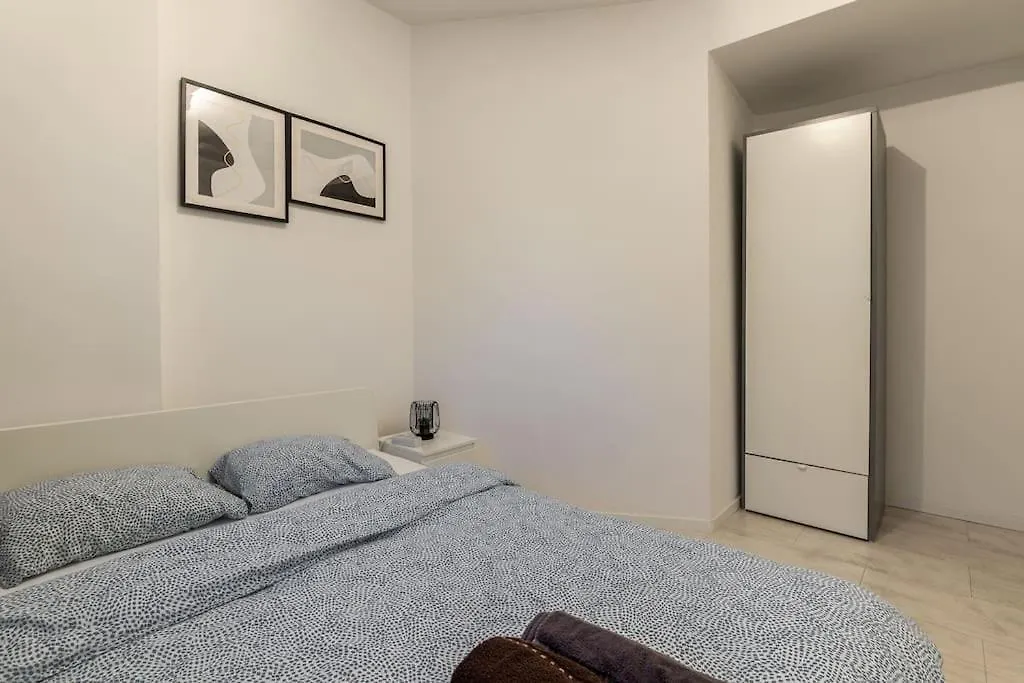 Heart Of The City Chic 2-Bedroom Apartment Bukurešť